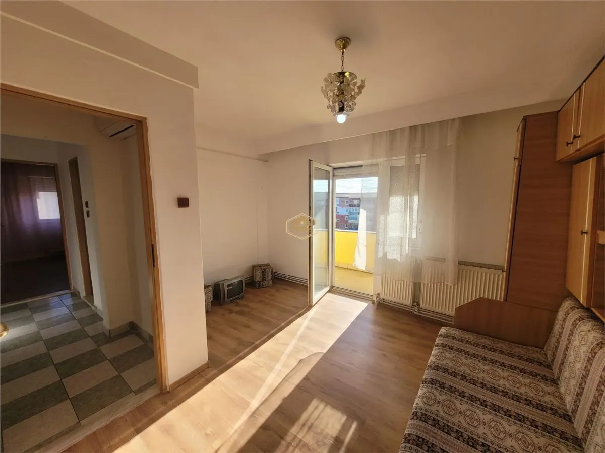 Apartament cu 3 camere langa Liceul Nr. 7 | Micro16 - foto 15