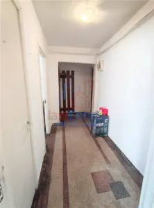 Apartament 3 camere Podu Ros - foto 14