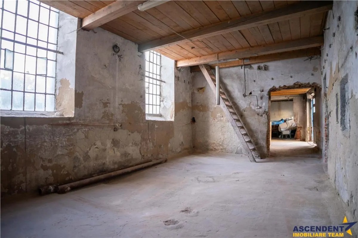 FILM! Rezidential/ comercial/ productie, Central, Targu-Secuiesc - foto 5