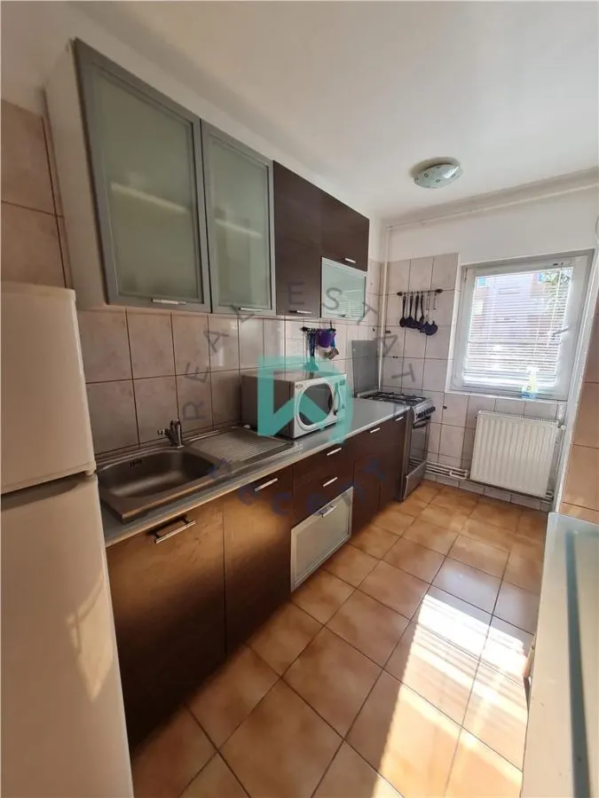 Apartament 3 camere, Calea Bucuresti,  Brasov - foto 1