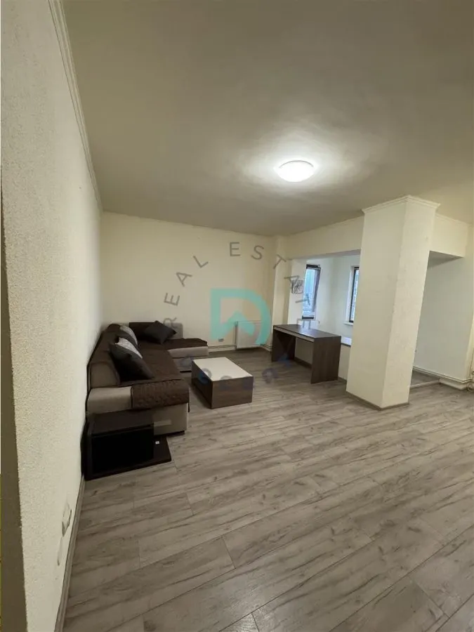 Apartament 4 camere, Centrul Civic, Brasov. - foto 2
