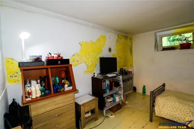Apartament in vila, Central, cu potential rezidential/ investitional/ birouri - foto 17