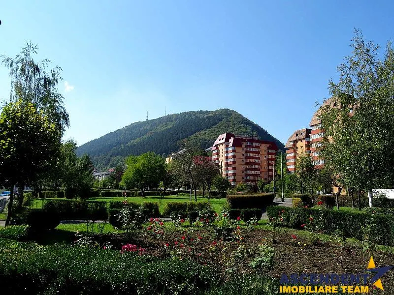 Decomandata, renovata, cu balcon, Racadau, Brasov - foto 1