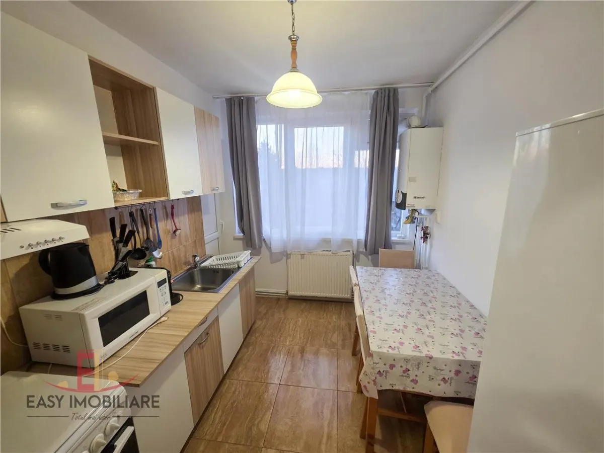 Apartament 2 camere, UMF, 2 balcoane, Cornisa, Targu Mures - foto 4