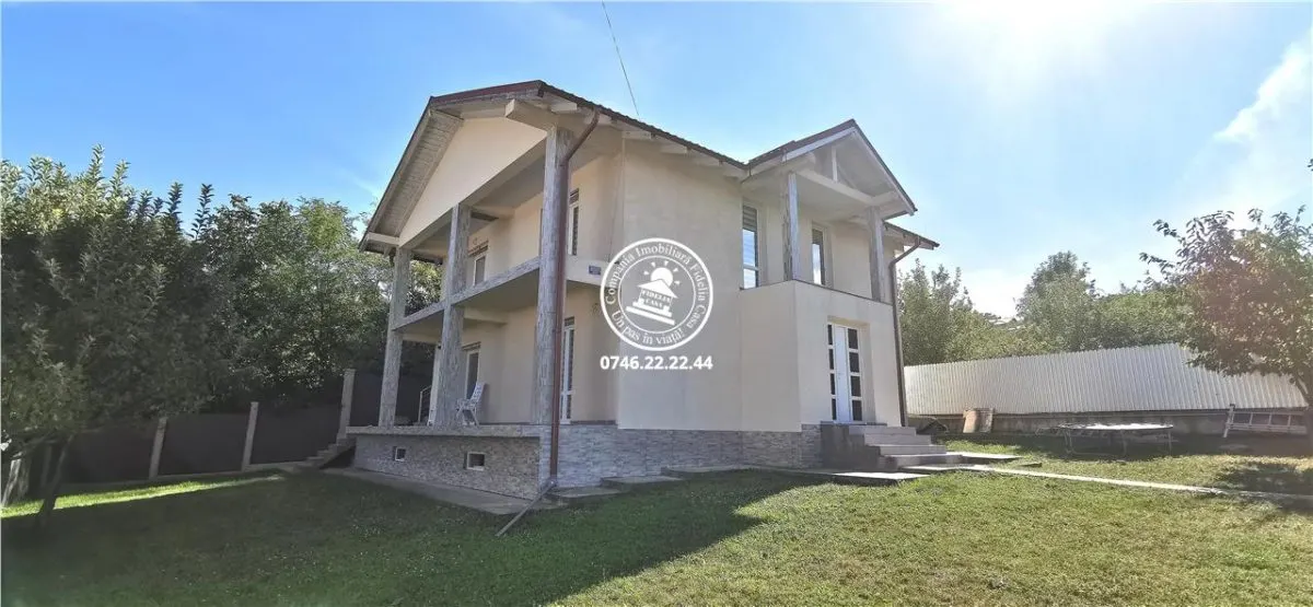 Vila  de vanzare  Bucium, - foto 3