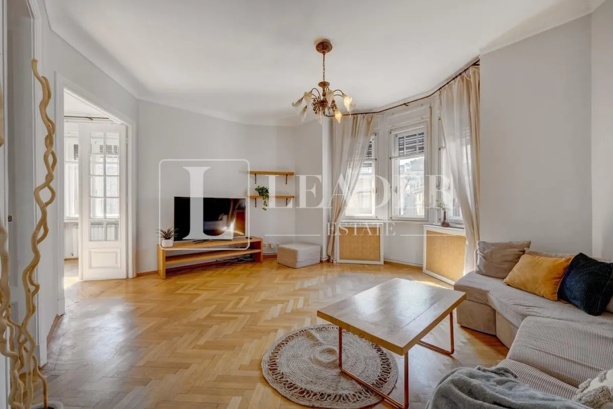 Apartament luminos cu farmec interbelic | Cartierul Armenesc | 80 mp - foto 1