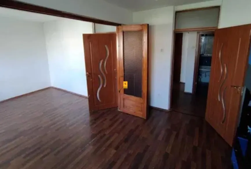 Apartament de vanzare zona Malu Rosu - foto 2