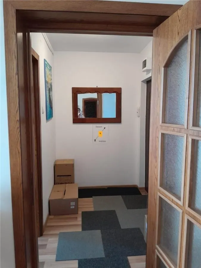Vanzare apartament 2 camere zona Democtatiei - foto 1