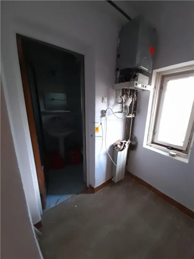 Vanzare casa 5 camere zona Schuller - foto 5