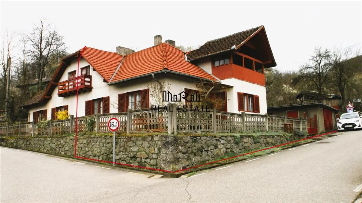 Jumatate duplex in Criscior, Hunedoara - foto 1