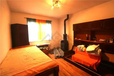 Casa 200 mp+ teren 1100 mp, 2 fronturi stradale - foto 12
