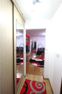 Apartament 3 camere ,centrala proprie , zona Girocului - foto 11