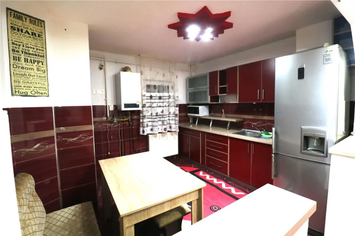 Apartament 3 camere ,centrala proprie , zona Girocului - foto 4