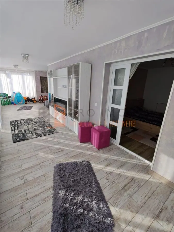 Casa tip parter zona Maracineni - foto 7