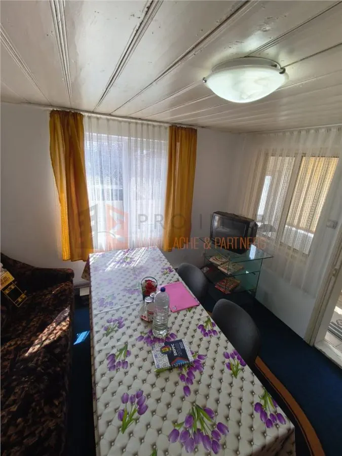 Casa tip parter zona Pietroasele-Saranga - foto 7