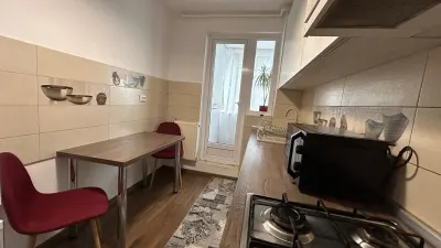 Apartament 3 camere decomandat zona Harmanului - foto 5