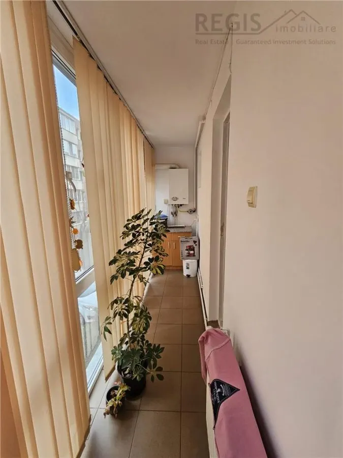 Apartament 3 camere decomandate, zona Astra - foto 11