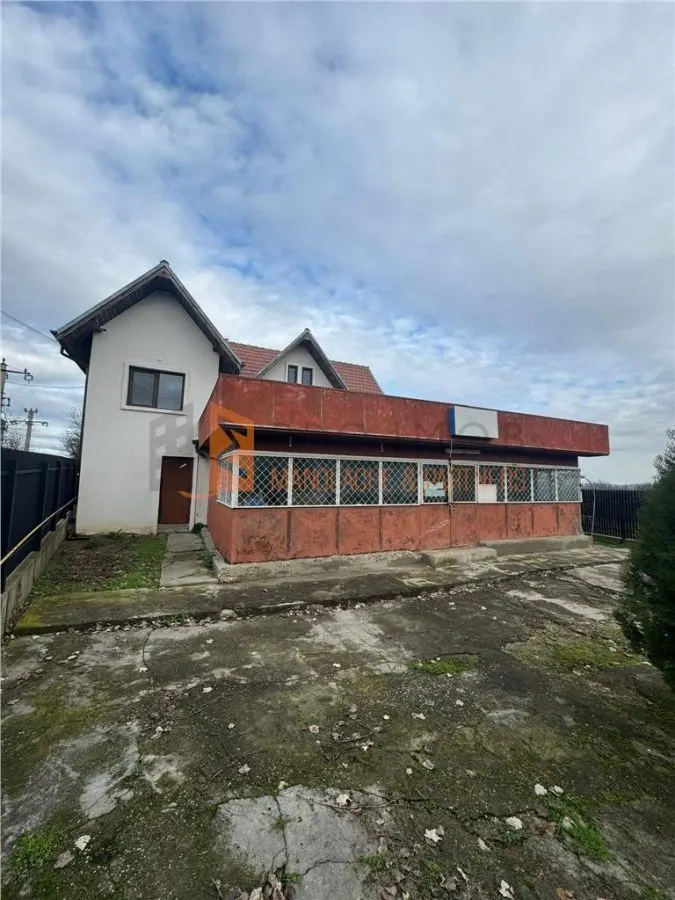 Casa tip P+1E+M zona Unguriu - foto 1