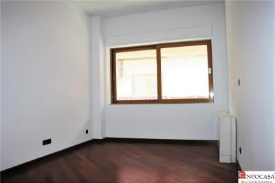 UN APARTAMENT UNIC! - foto 9