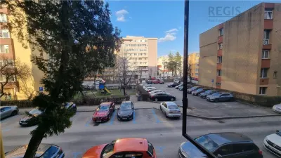 Apartament de 3 camere zona Carpatilor - Brasov