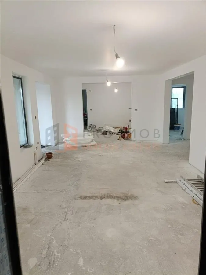Casa tip parter zona Capatanesti - foto 2