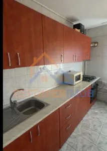 2 camere metrou Brancoveanu, 1986 - foto 8