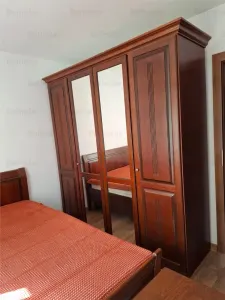 inchiriere apartament 3 camere superb | metrou 1 Decembrie | etaj 1/4 | renovat complet | mobilat si utilat | totul nou |  loc de parcare | - foto 6