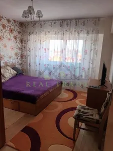 Apartament 2 camere etaj intermediar Grivitei - Brasov