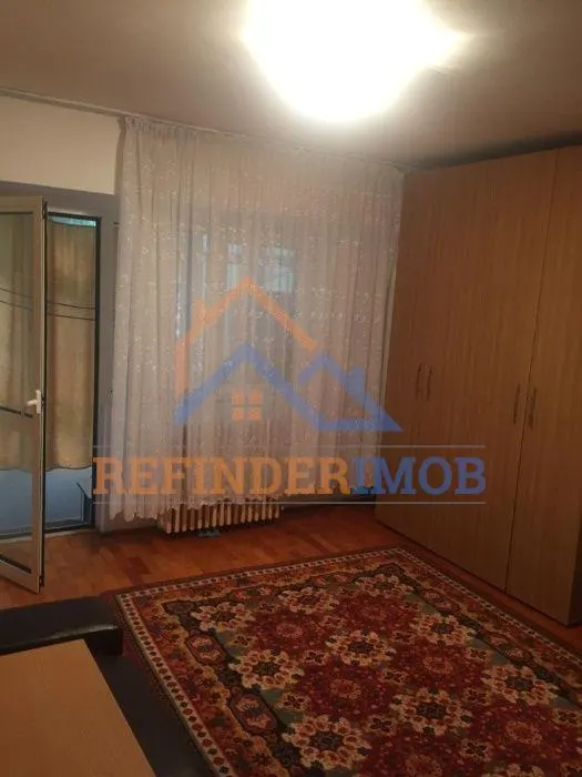 Garsoniera de vanzare, zona Titan Diham - foto 2