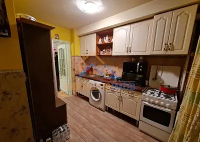 Apartament de vanzare cu 3 camere, zona Ozana - foto 4