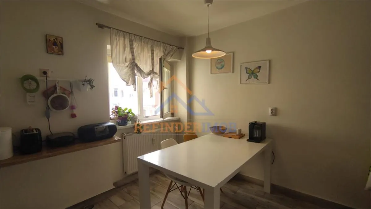 Apartament de 4 camere, zona Basarabia - foto 18