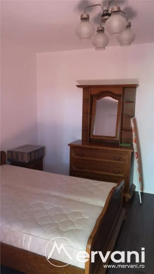 Casa de vanzare/ inchiriat in Poiana Campina - foto 15