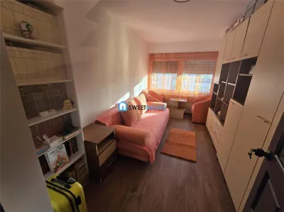 Apartament cu patru camere zona centrala - foto 5