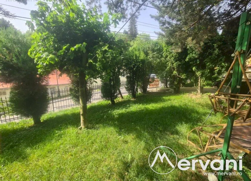 De vanzare apartament in Vila in Sinaia - Zona Centrala - foto 1