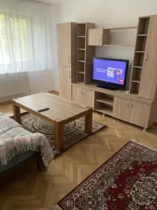 Apartament 3 Camere ULTACENTRAL - 700 euro - foto 4