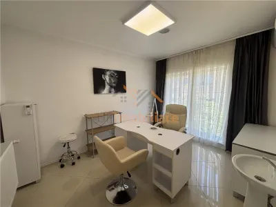 SPATIU MANICHIURA | SALON | ORADEA | STR. TEPES VODA - Oradea