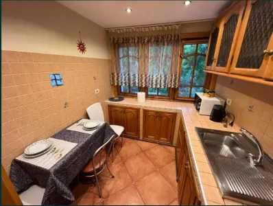 Apartament 3 Camere – Podu Roș | Lângă Facultatea de Fizică - Iasi