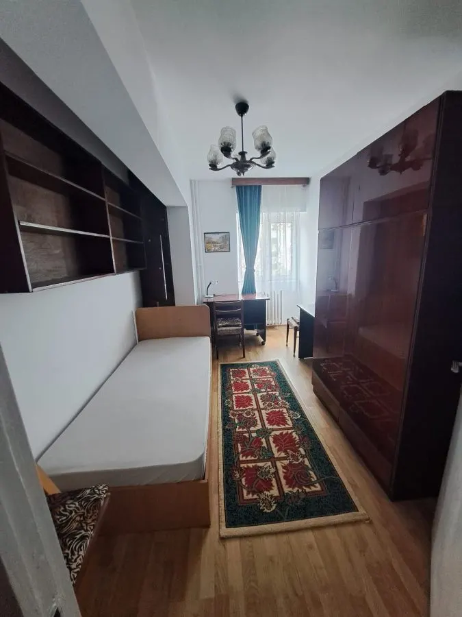 Apartament 3 Camere UMF - 450 euro - foto 5