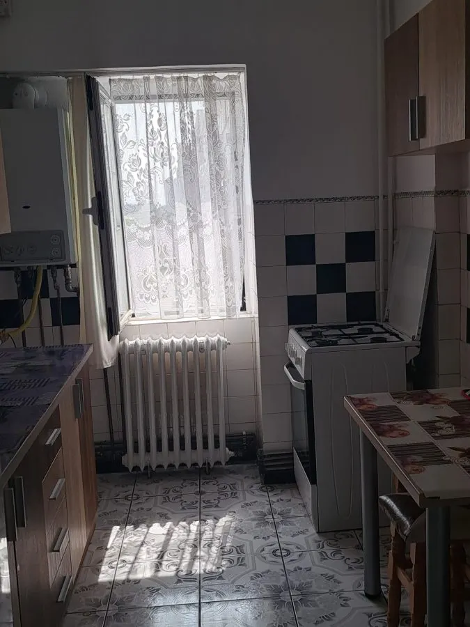Apartament 3 Camere UMF - 450 euro - foto 8