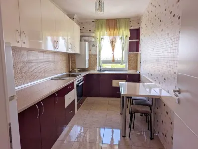 Apartament 2 camere Avantgarden ,mobilat,parcare,beci,131500 Euro - Brasov