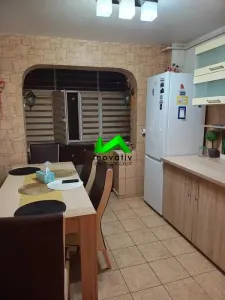Apartament de inchiriat  3 camere Vasile Aaron - foto 2