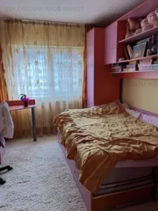 Apartament 4 camere, decomandat - zona Racadau - foto 6