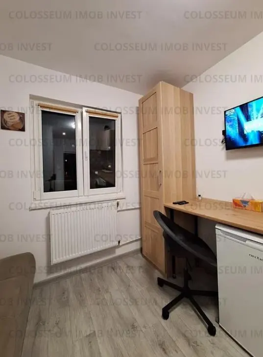 Camera de camin cu baie proprie - zona Florilor - foto 2