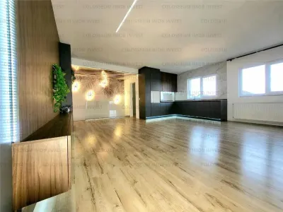 Apartament cu 3 camere, decomandat - zona Sanpetru - foto 3