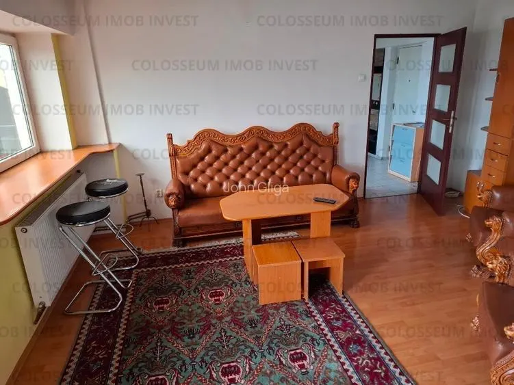 Apartament cu 2 camere, decomandat-Centrul Civic - foto 1