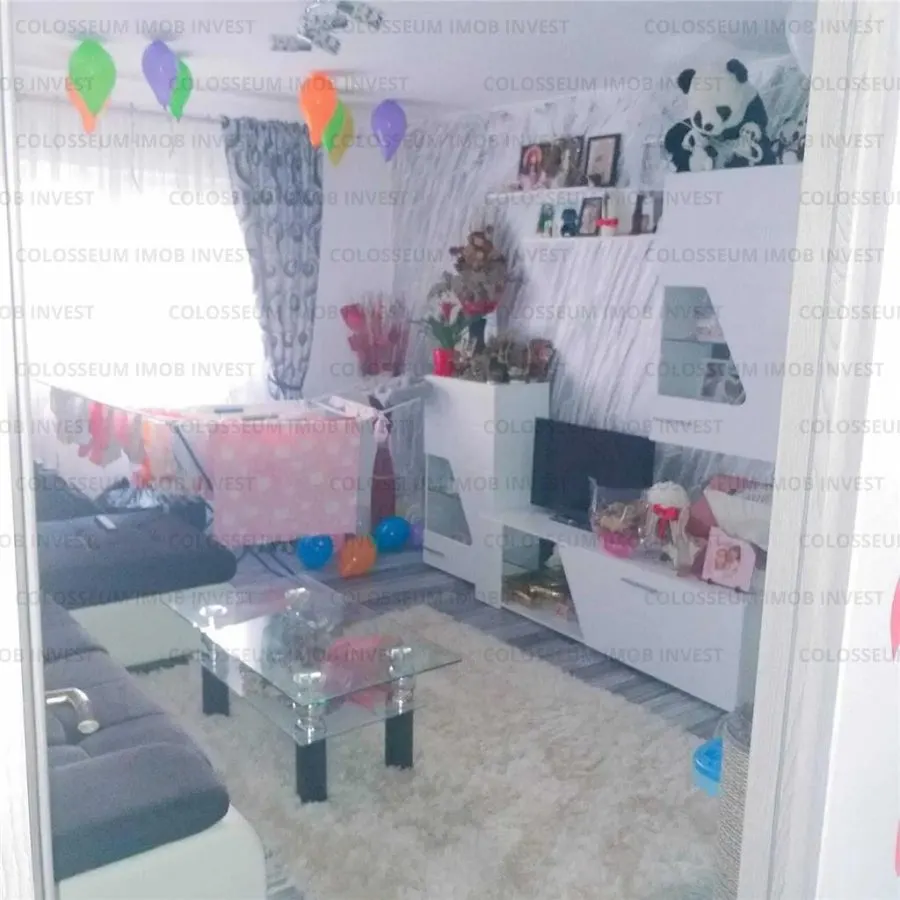 Apartament cu 3 camere, 2 bai - Zona Uzina 2 - foto 1