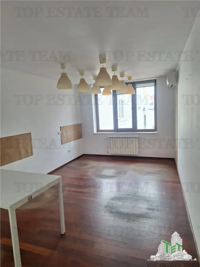 Penthouse intr-o cladire de 4 etaje cu 2 locuri de parcare si boxa in zona floreasca/Dorobanti - foto 4