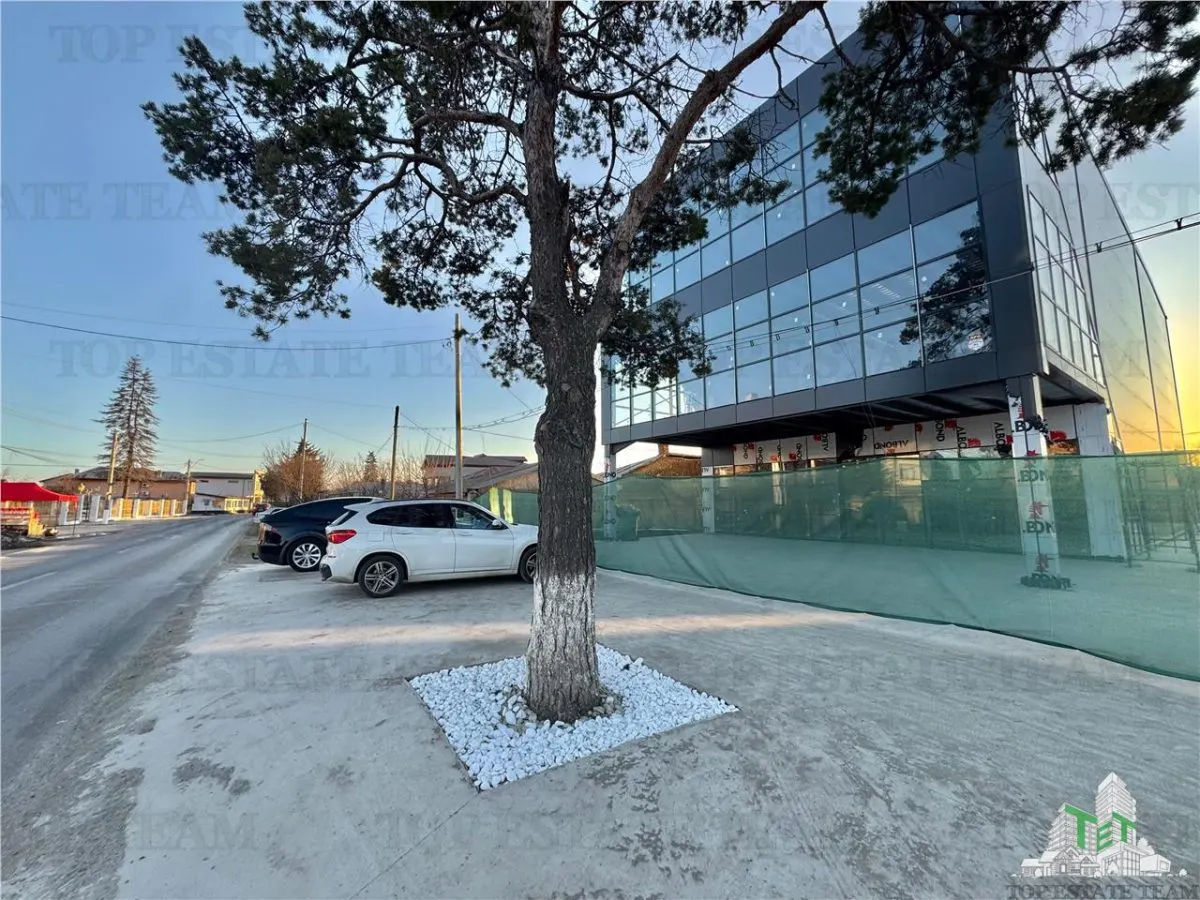 Spatiu comercial de inchiriat + parcari  in Ilfov - foto 3