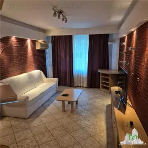 Apartament spatios cu 4 camere plus boxa accesibila din interior. - foto 8