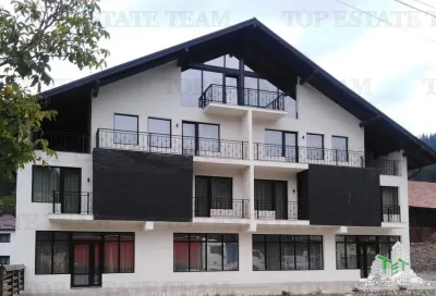 Pensiune premium de vanzare in Voronet - 1.610 mp utili, teren 1.021 mp, afacere turistica activa - Voronet